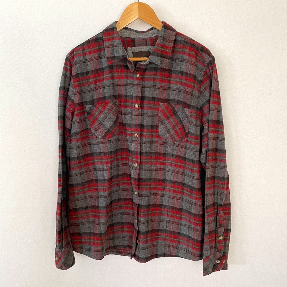 CQR Women's XL Flannel Plaid Red, Gray & Black Button Front Long Sleeve Shirt